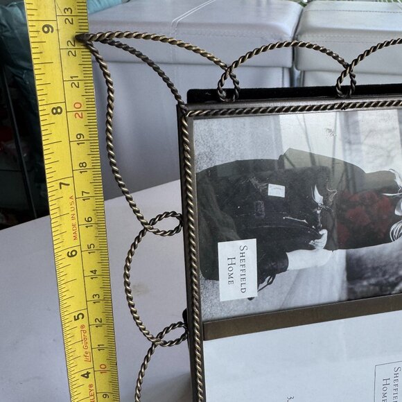 Delicate Metal Double Photo Picture Frame Twisted Wire Bronze Tone Elegant Decor - Picture 7 of 7